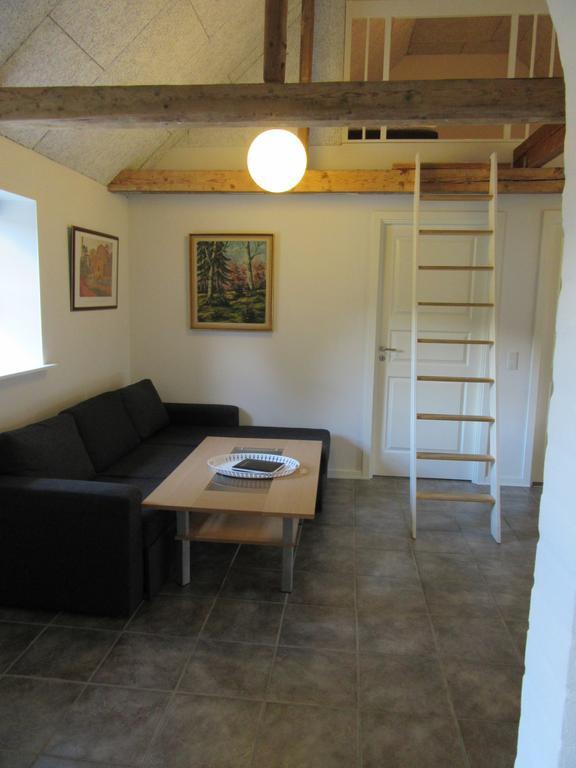 Hedelodden Apartment Uve Exterior foto