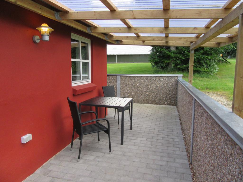 Hedelodden Apartment Uve Exterior foto